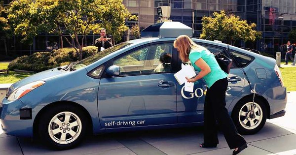 गूगल की कार तब तक कामयाब नहीं होगी जब तक उसे थोड़ा कानून तोड़ना न आए